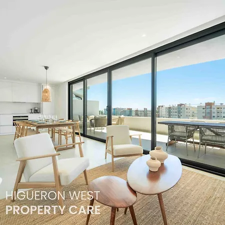 El Sol Sur - South-facing Terrace With Pool Views, Apartment
