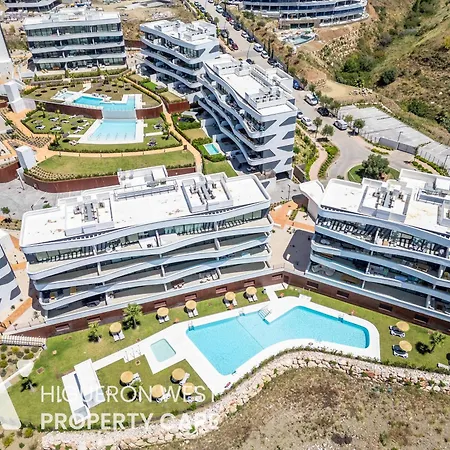 El Sol Sur - South-facing Terrace With Pool Views, Fuengirola