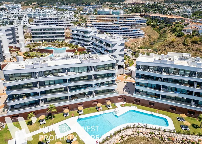 Higueron West Collection - El Sol Sur By Hwpc アパート フエンヒロラ